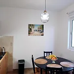 Apartament Natasahvar *