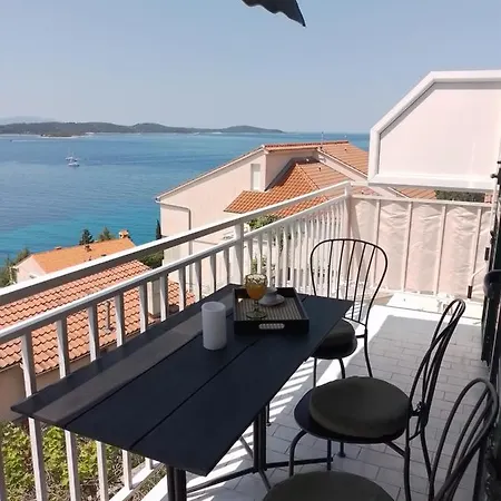Natasahvar Apartman *