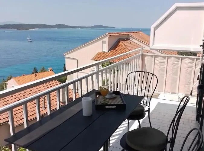 Natasahvar Lägenhet *