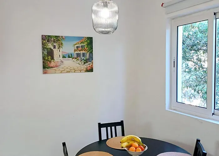Natasahvar Apartment *